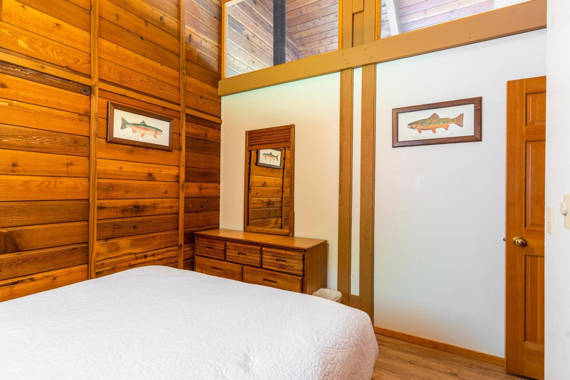 Gray Wolf Condos At Whitefish Phòng bức ảnh